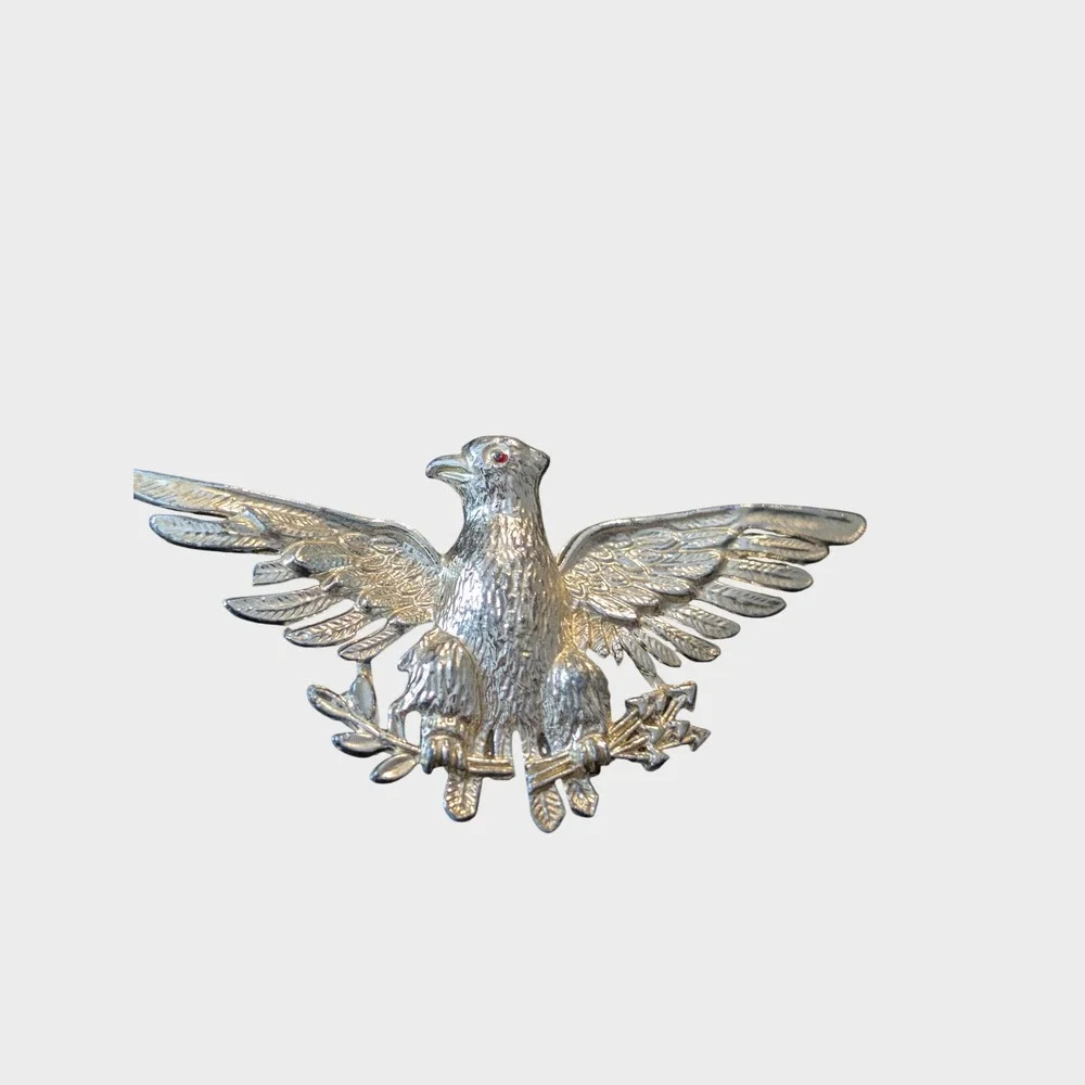 Vintage Unbranded Eagle Brooch Unisex OS Gold Excellent Heraldic Red Eye Pin